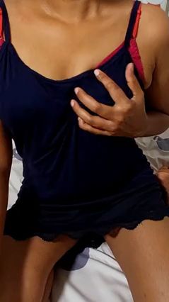 Sri Lankan Homemade Sex: Step Sister Seduction