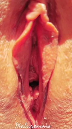 Mature Woman Exposes Herself in Close-Up View