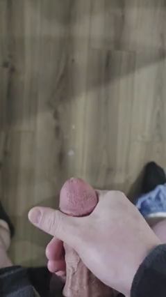 Creamy Cumshot: Quick Strokes to Intense Finish