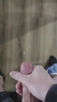 Creamy Cumshot: Quick Strokes to Intense Finish