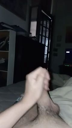 Morning Masturbation: Young Guy's Solo Action