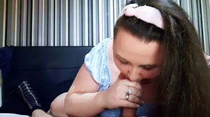 Blowjob Perfection: She Gives It Her All