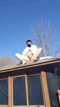 Public Masturbation Caught on Camera in Broad Daylight