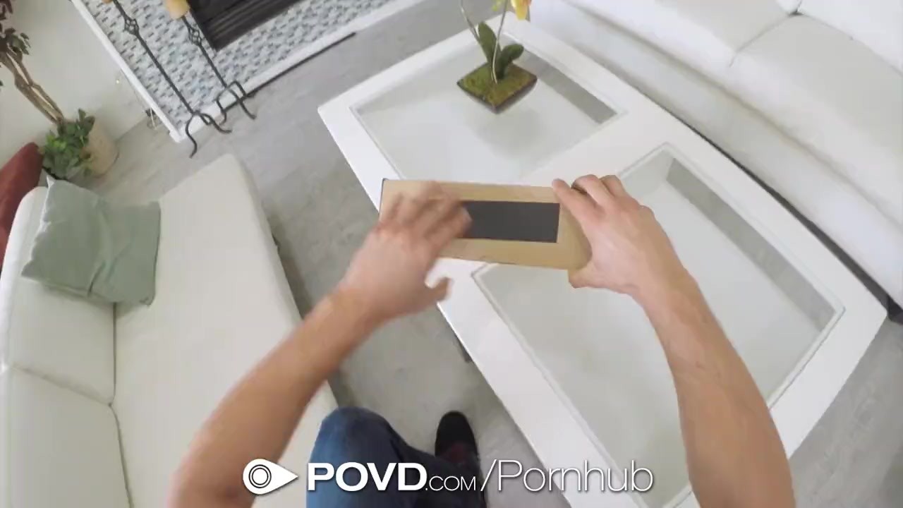 Blonde Jade Amber Gets Intense Delivery Man Action