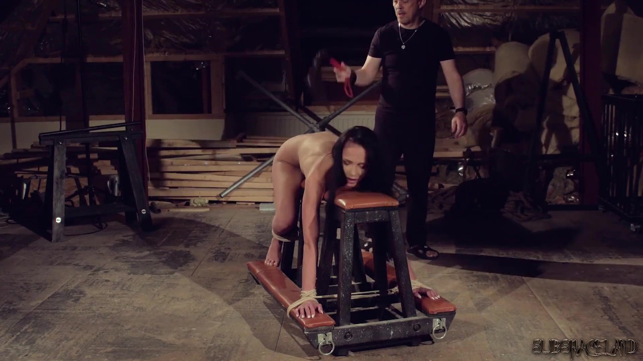 Teen Bdsm: Bondage Sex & Fetish Exploration