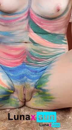 bodypainting masturbation in live