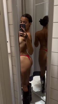 Tattooed tits bounce as she grinds slow 🍆