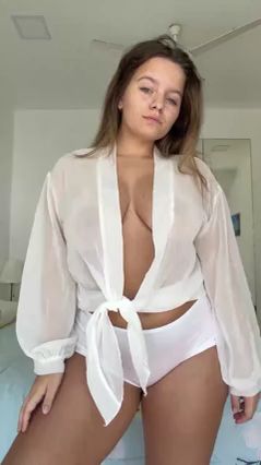 Tongue Action on Wet Pussy - Sensual Licking