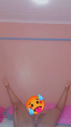 Fine babe secretly pleasing herself straight from the shower 🥵🫠🫣