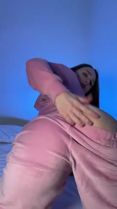 Midnight Distractions: Unwind with Alluring Adult Clips