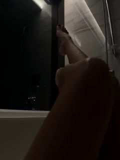 Seductive Invitation: Naughty Messages Uncovered