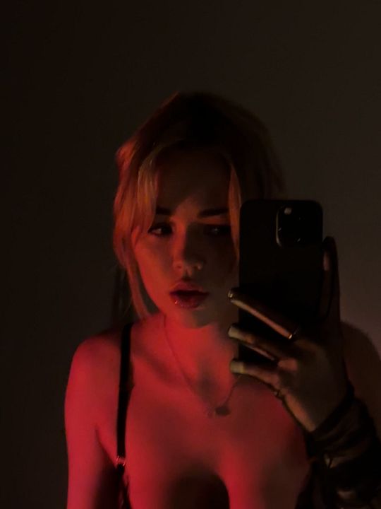 Romantic Vibes with Holly Moon