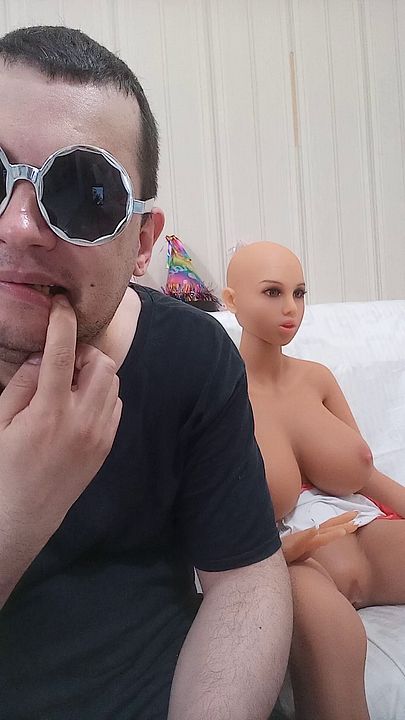 Romanian Pensioner Video Chat 69: Vasile Mondialu