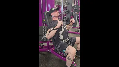 Weight Pumping Action Unfolds in 18 Seconds