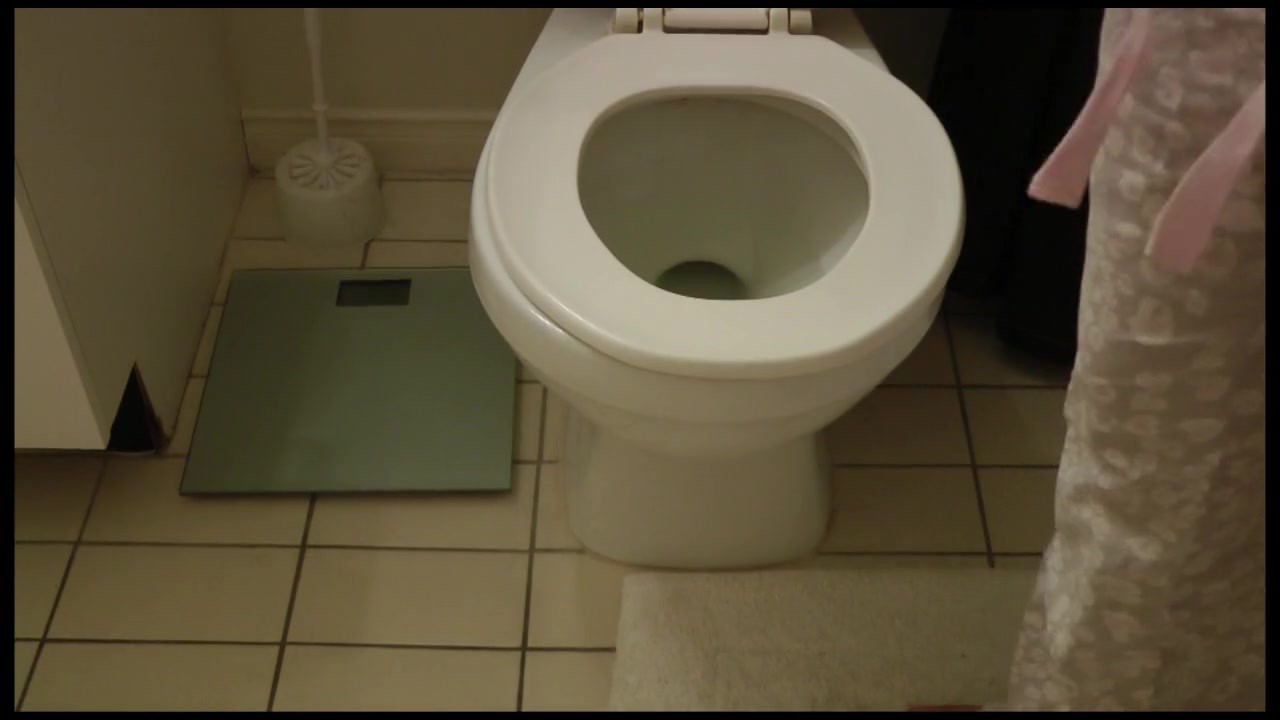 Toilet Mishaps: Pissing and Missing the Mark