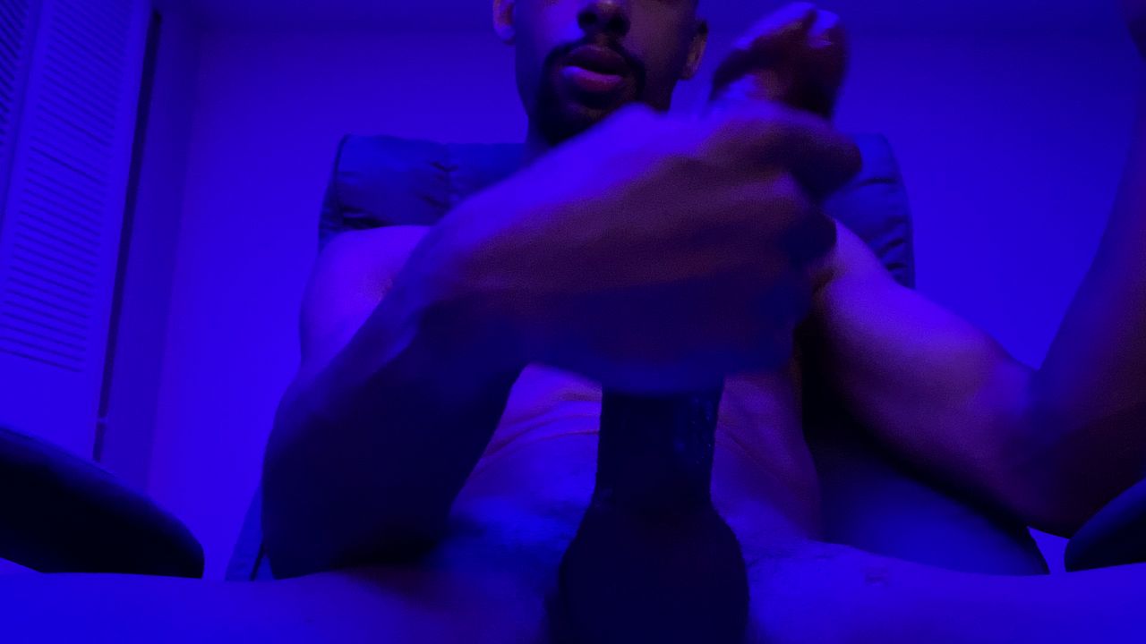 Sole masturbation spirals into ecstatic release