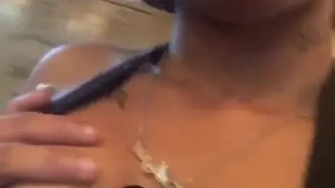 Sultry Ebony Seduction Unleashed in 15 Seconds
