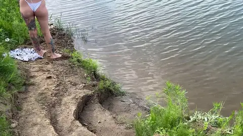 Public Masturbation Caught on Camera: Shocking Encounter