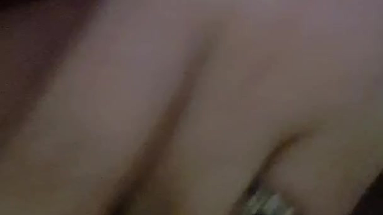 Fingering my pussy until I squirt 