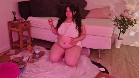 Curvy Piggy Emma Enjoys Endless Cock Worship