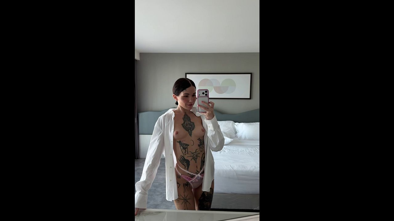 Support me with likes, I’m trying my best, honey 💋
