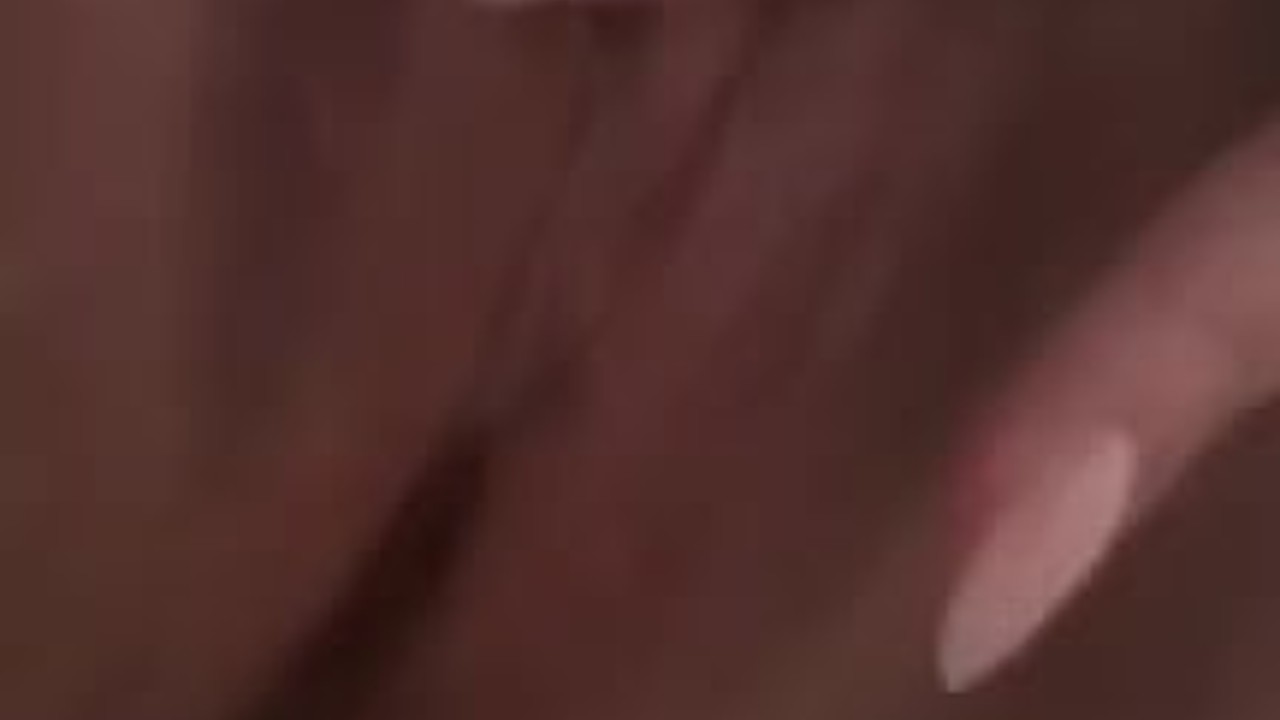 Intense Cumming Scene Unfolds in Under a Minute