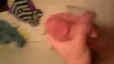 Intense Cumming Scene Unfolds in 59 Seconds