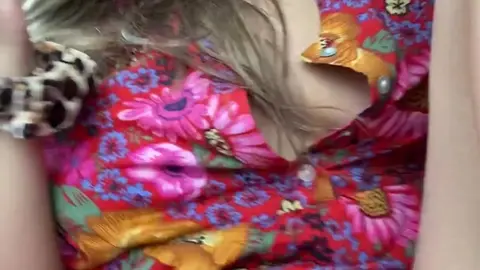 Amateur Babe's Car Play: Intimate Toy Session