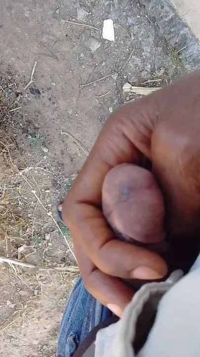 Public Masturbation: Outdoor Pleasure