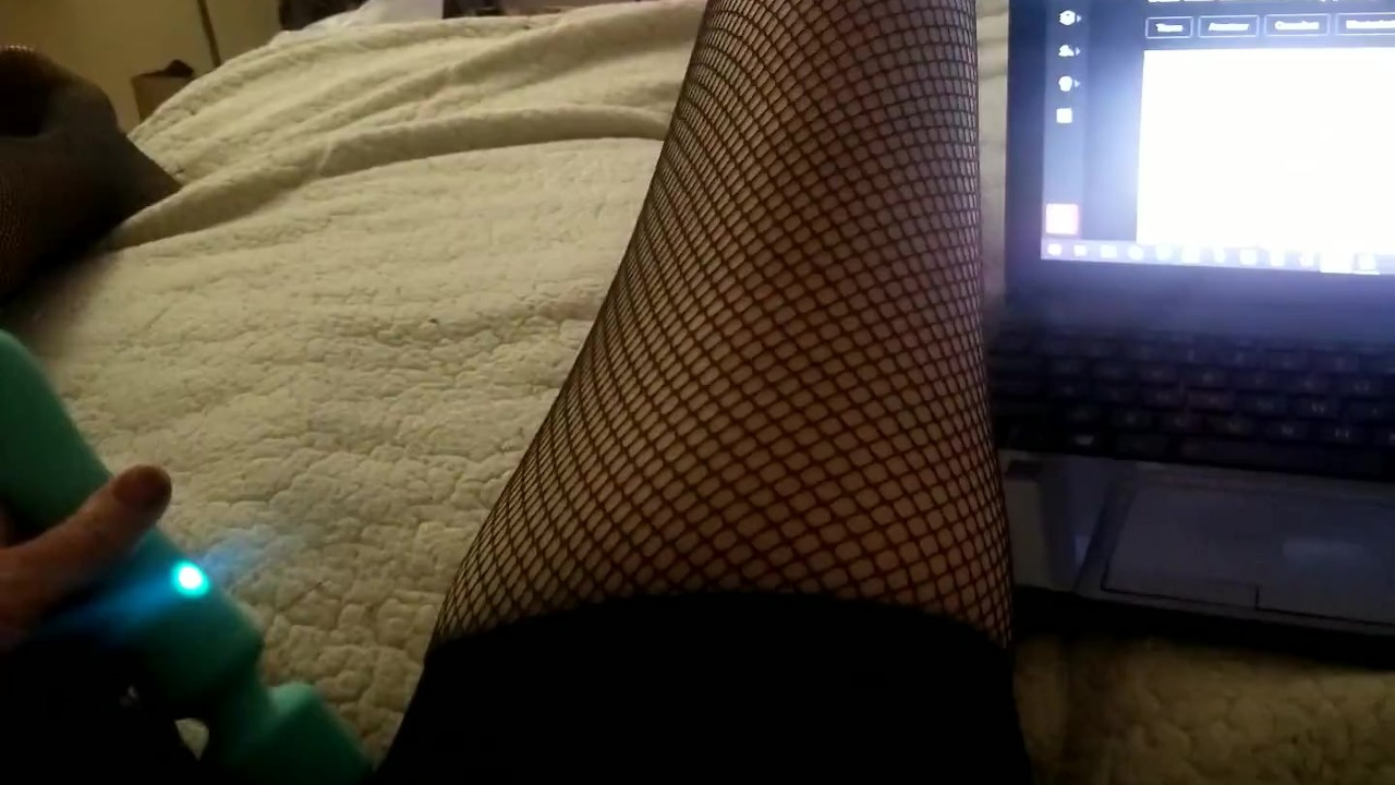 Cum in my Fishnet Stockings