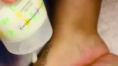BBW Foot Fetish Massage with Lotion & Dildo