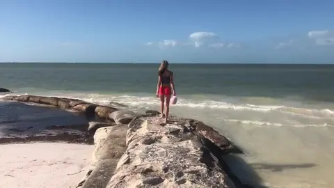 Golden Shower Public Flash Videos & Foot Fetish Scenes