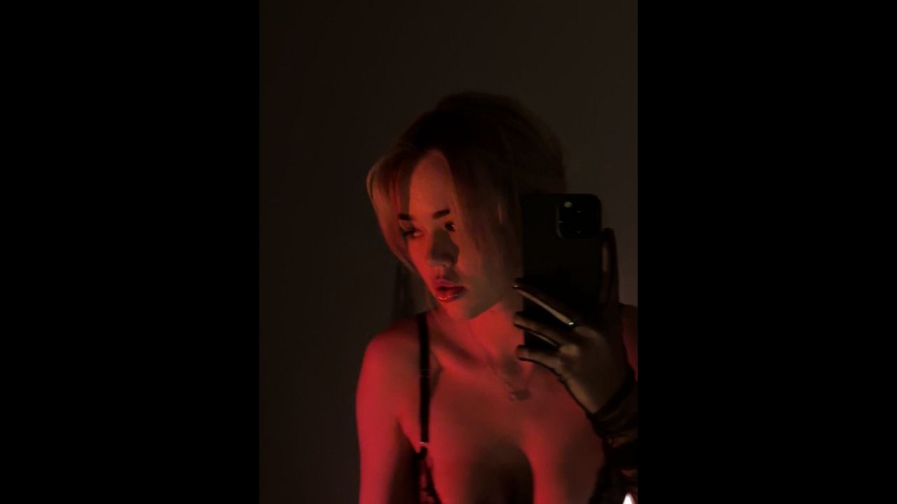 Follow me to see more, honey 😘
