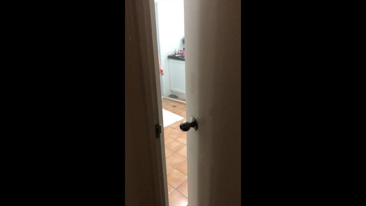 Watching my step sister pee in the morning