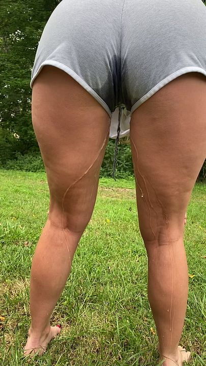 Adult Peeing Scene - Unusual Video