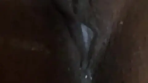 Clit Stimulation with Vibrator Leads to Fast Orgasm