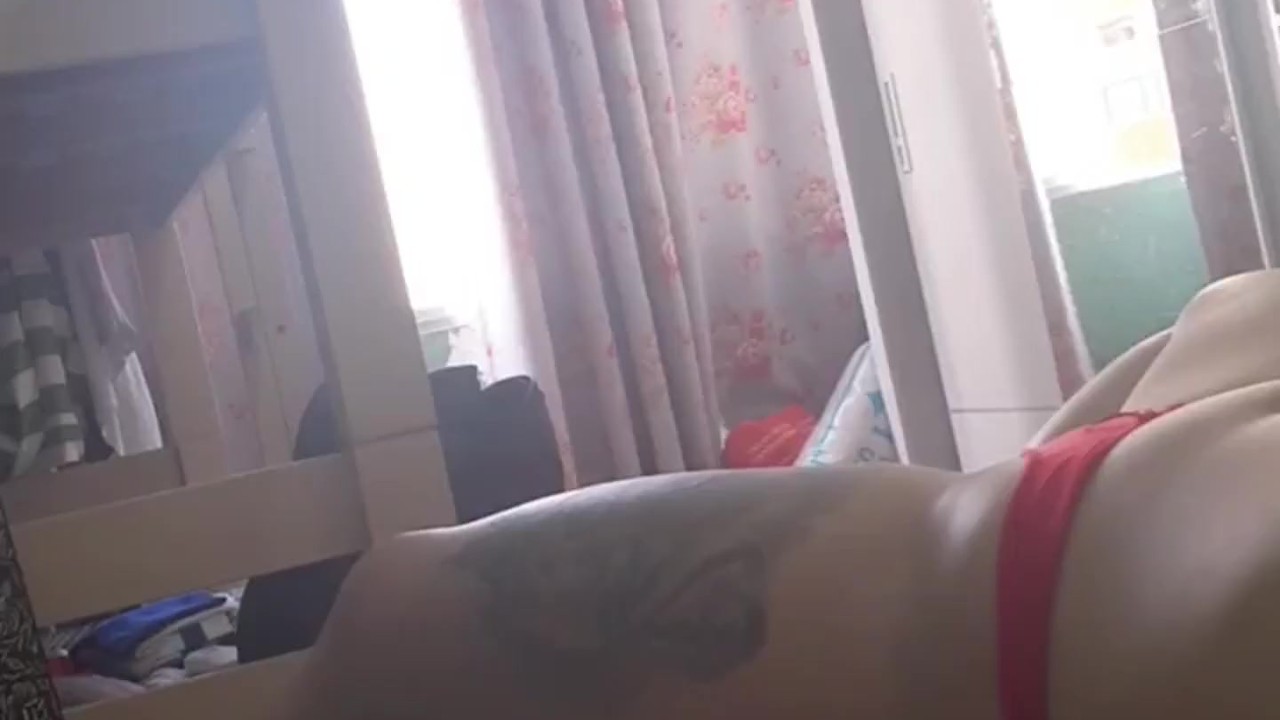 ESPOSA INFIEL TRAIU MARIDO E CONTOU TUDO FAZENDO UM BOQUETE