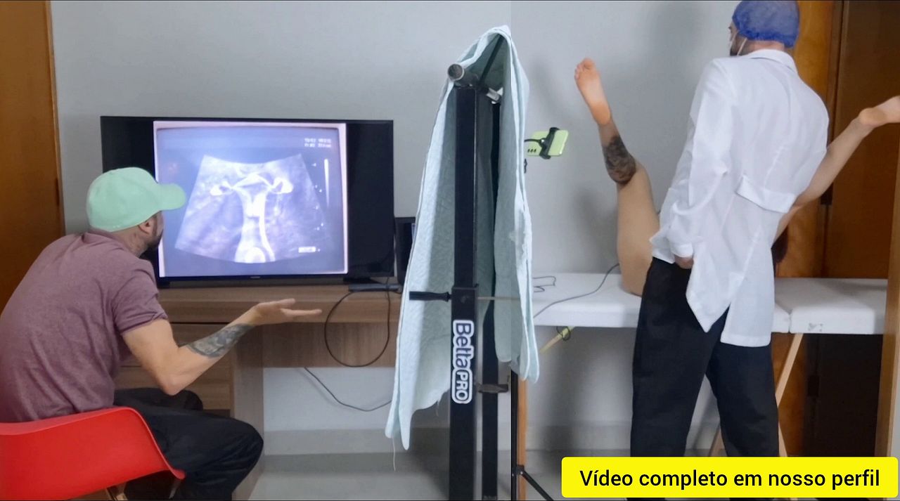 Esposa trai marido com ginecologista ao fazer exame ultrassom!