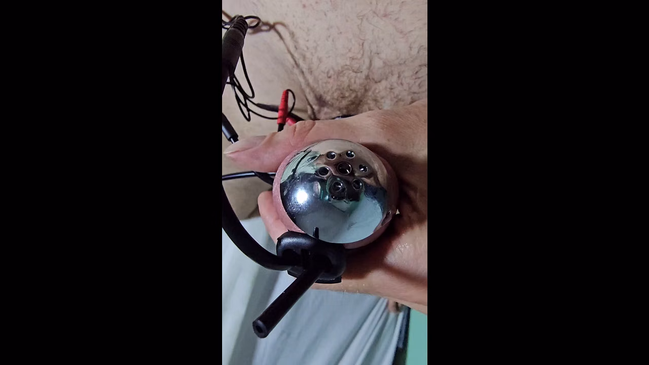 Siamino’s Electric Deepthroat in Euro Club Scene
