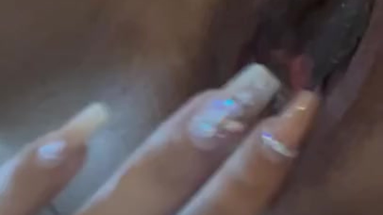 I love to finger myself till I cum 🙈👅🥵