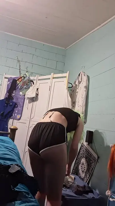 Green Wig Tease: Laundry Day Surprises with Flashy End
