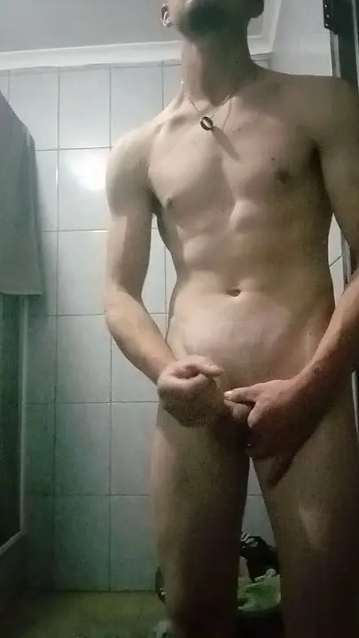Mysterioustryrant's Amateur Cumshot Fantasy Unfolds