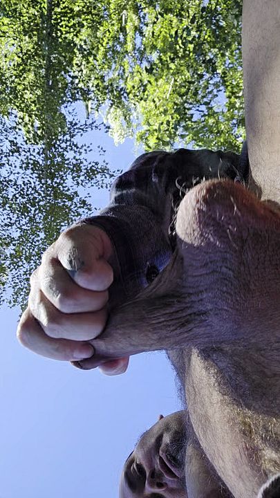 Johnny Bustin a Big Load of Cum at Park – HD 4K Outdoor Scene