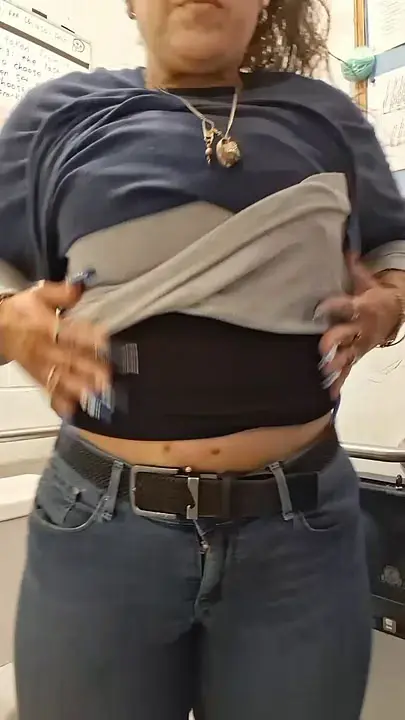 Mom Pissing in Public Bathroom at the Store – Real & Uncensored